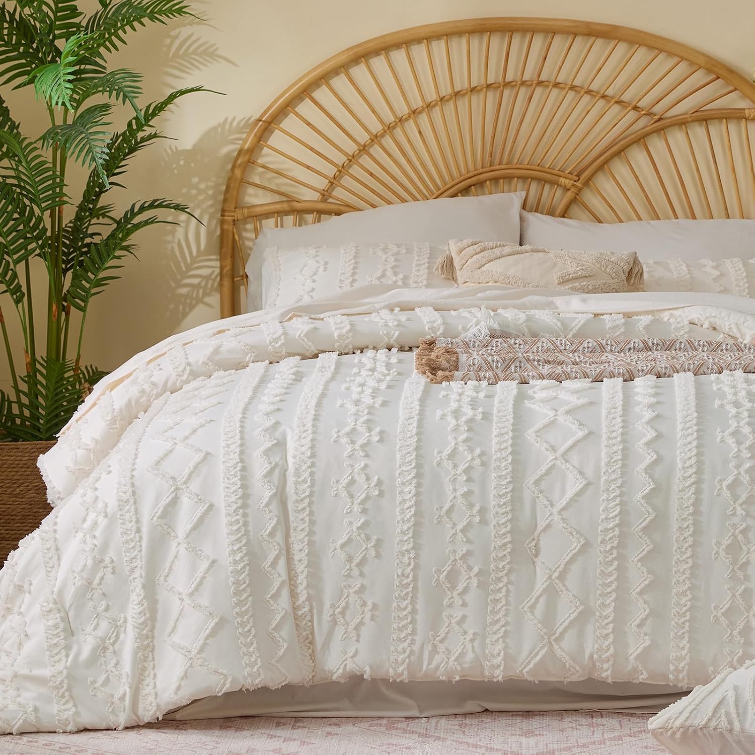 BEDELITE Boho Comforter Set, Queen, 7 Pieces, Cream White