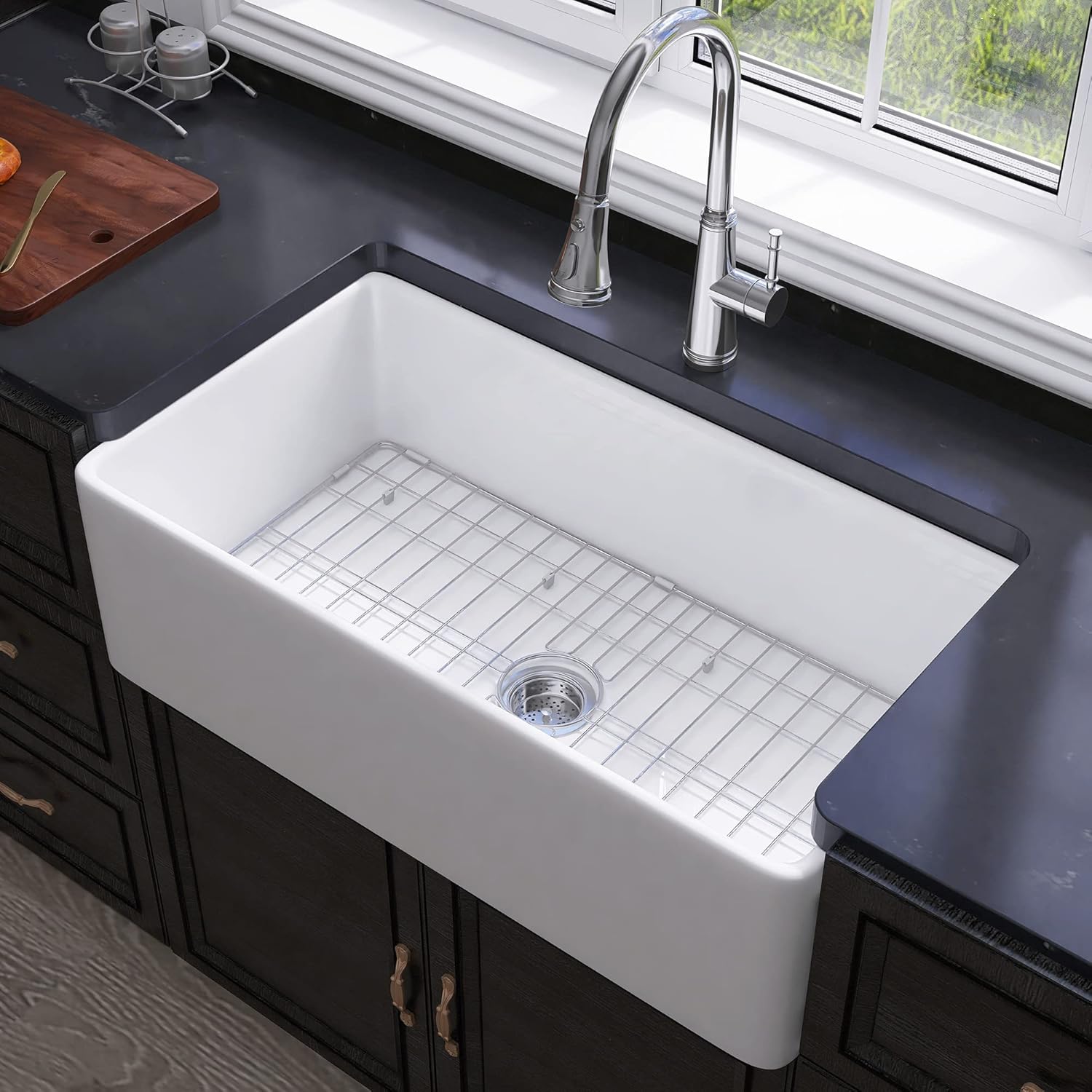 Miuara Farmhouse Sink, 33 x 18 Inch, White Fireclay Apron Front