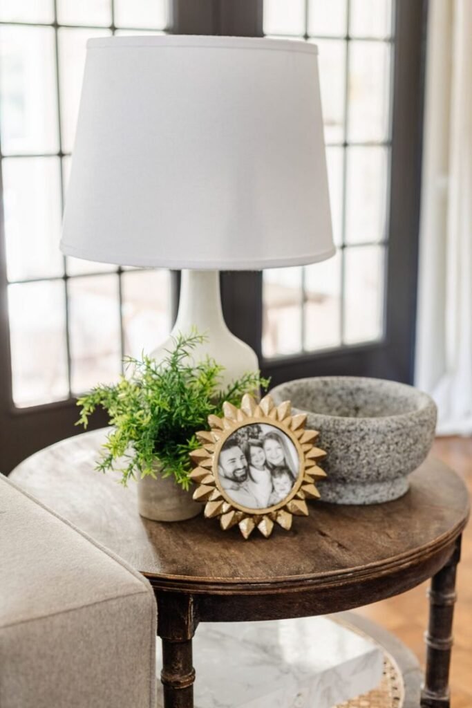 Choosing the right side table base for a room's existing style