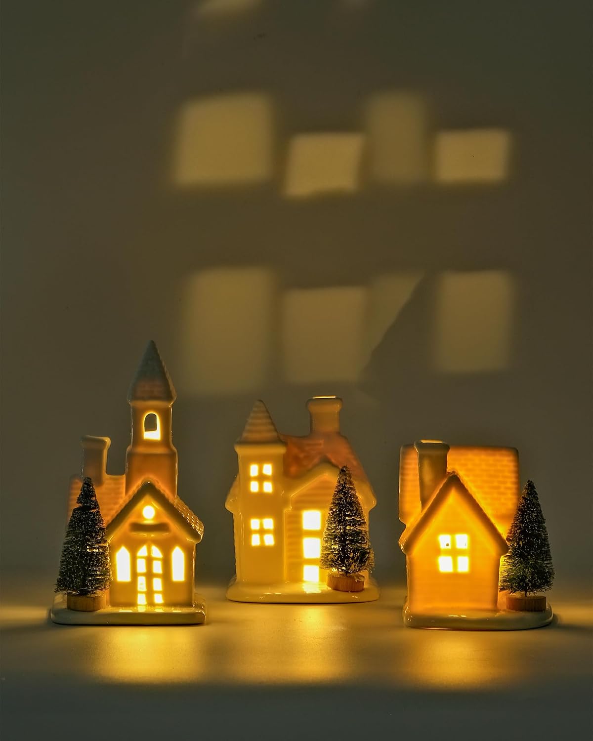 DN DECONATION Light Up Ceramic Village Houses, 3Pcs White